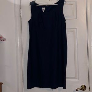 Size 16 women’s dress like new